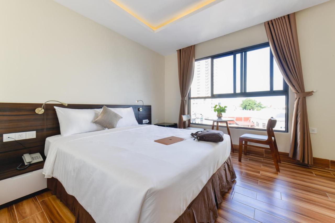 เยน วัง โฮเต็ล แอนด์ อพาร์ตเมนต์ Hotel ญาจาง ภายนอก รูปภาพ